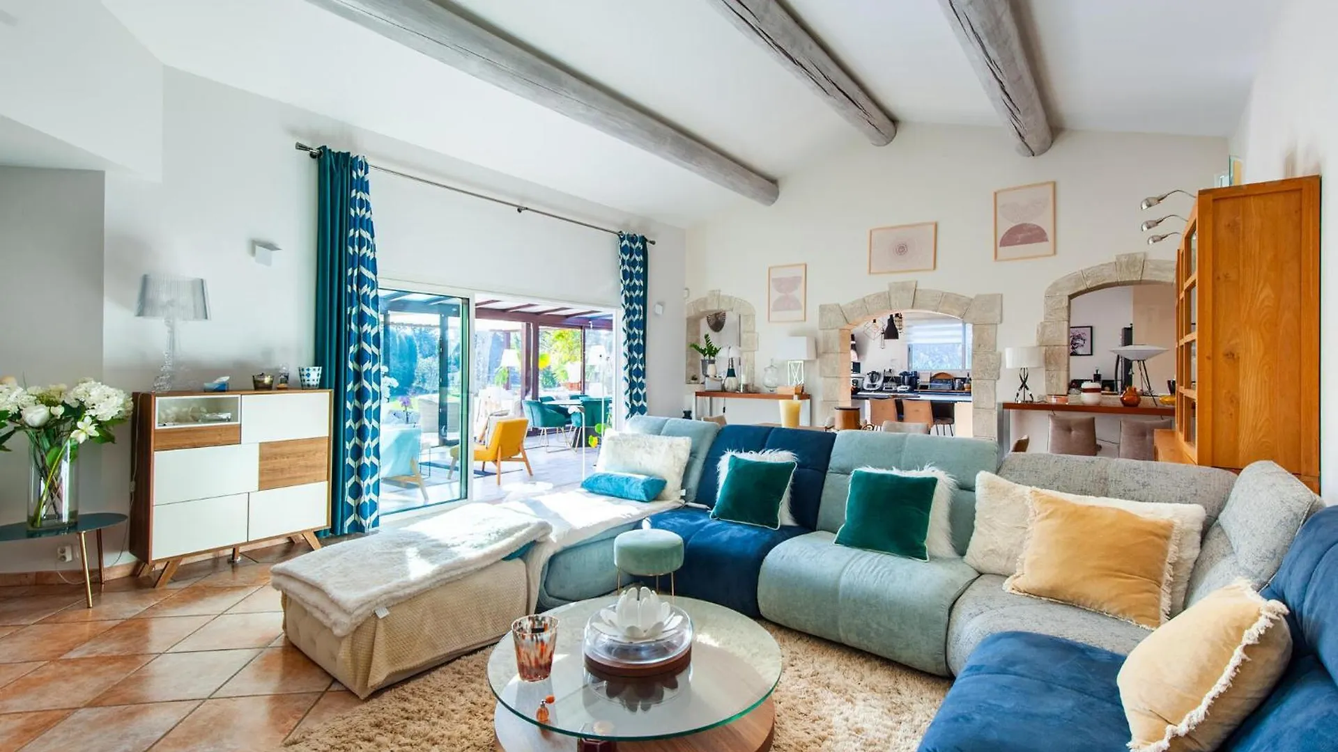 Cozy Home In Graveson With Wifi